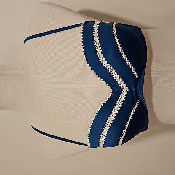 Shade and Shore teal green white stitched detail racetrack underwire 36B EUC - Picture 6 of 7